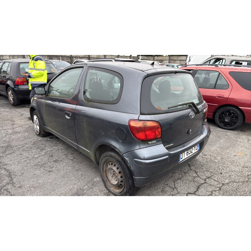 Feu arriere principal droit (feux) TOYOTA YARIS 1 Photo n°9