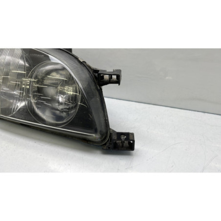 Optique avant principal droit (feux)(phare) TOYOTA AVENSIS 1
