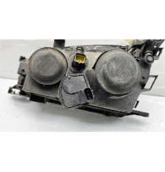 Optique avant principal droit (feux)(phare) TOYOTA AVENSIS 1