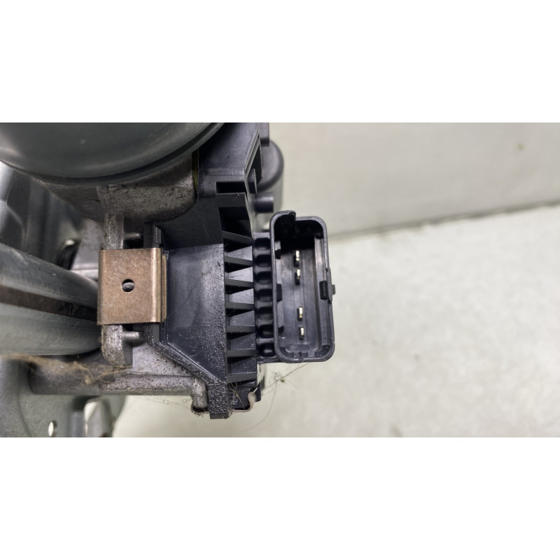 Moteur essuie glace avant gauche PEUGEOT 3008 1 Photo n°3