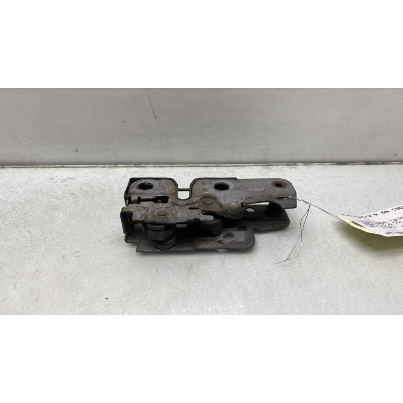 Fermeture de capot VOLKSWAGEN GOLF 6 Photo n°3