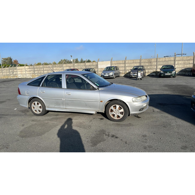 Feu arriere principal droit (feux) OPEL VECTRA B Photo n°7