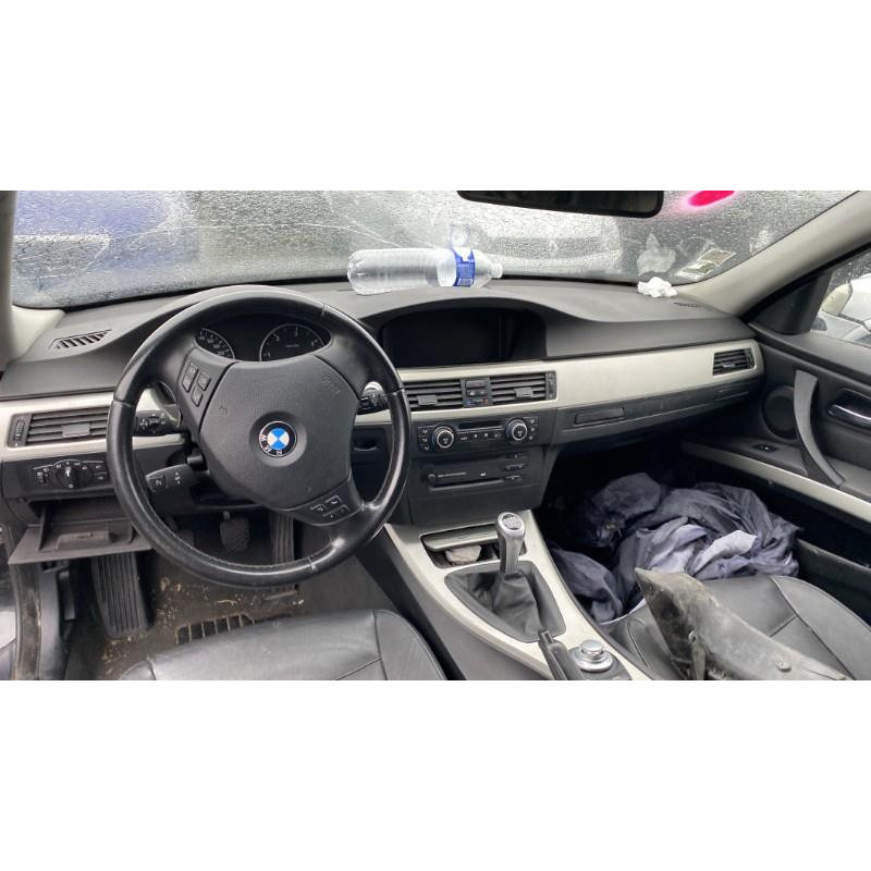 Ecran GPS BMW SERIE 3 E90 Photo n°17