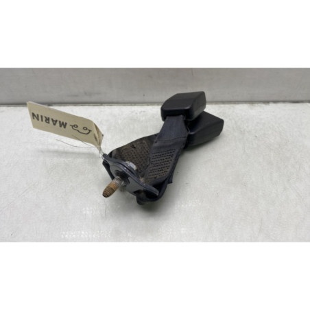 Attache ceinture arriere droit DACIA DUSTER 1