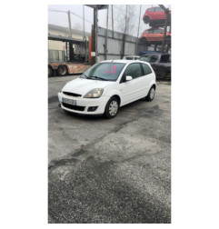 Retroviseur droit FORD FIESTA 5