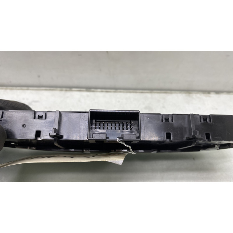 Bouton de warning AUDI TT 3 Photo n°3