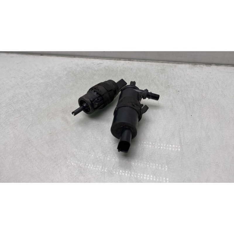 Pompe lave glace avant AUDI TT 3 Photo n°3