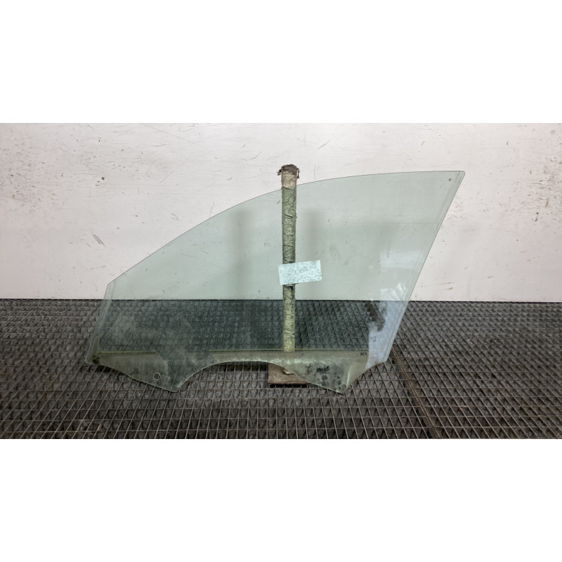 Vitre avant droit BMW SERIE 3 F31 Photo n°7