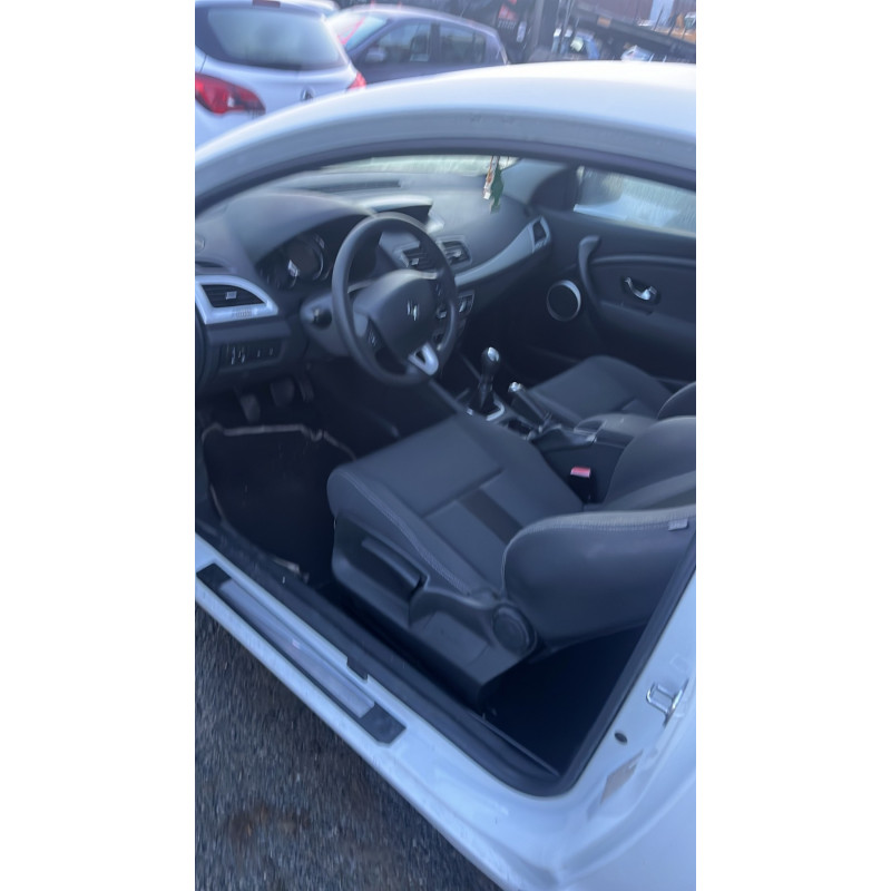 Boitier UCH RENAULT MEGANE 3 Photo n°9