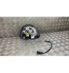 Pivot de moyeu avant droit SUZUKI IGNIS 3 Photo n°1