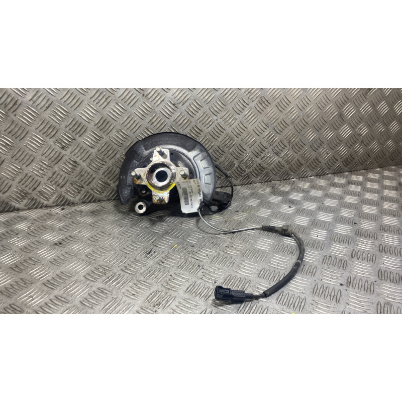 Pivot de moyeu avant droit SUZUKI IGNIS 3 Photo n°1