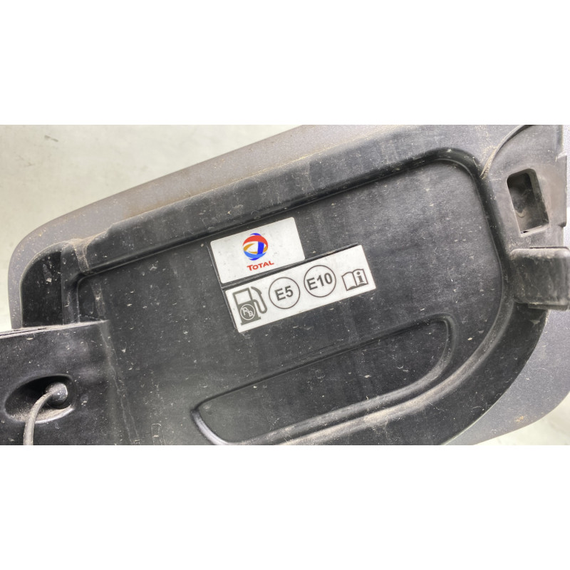 Trappe d'essence PEUGEOT 5008 2 Photo n°4