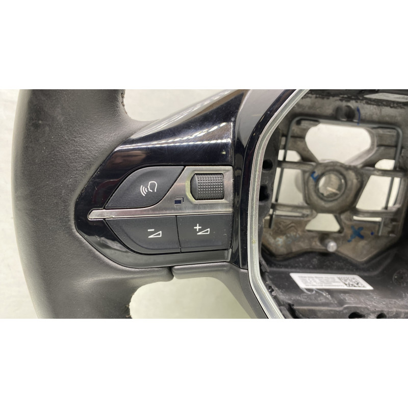Volant PEUGEOT 5008 2 Photo n°2