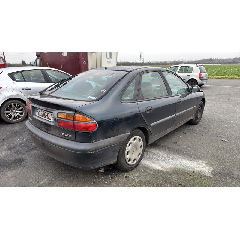 Aile avant droit RENAULT LAGUNA 1 Photo n°8