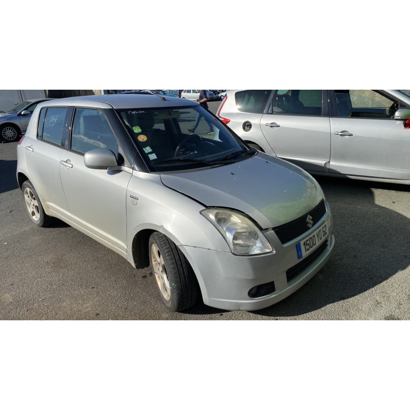 Porte arriere gauche SUZUKI SWIFT 3 Photo n°10