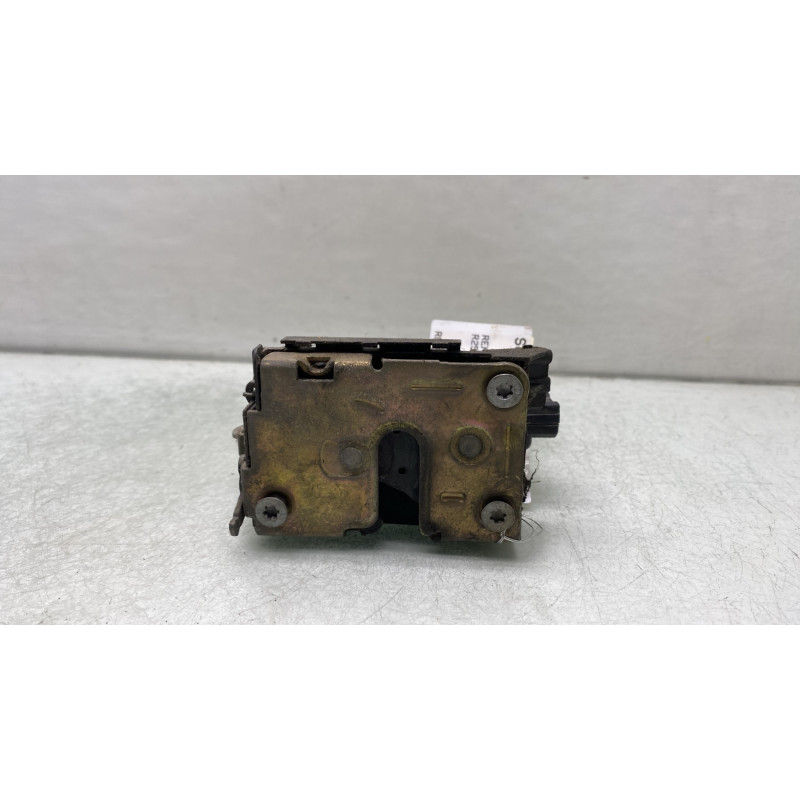 Serrure arriere droit RENAULT R25 Photo n°1