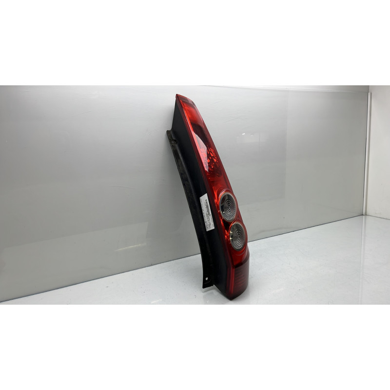 Feu arriere principal droit (feux) FORD FIESTA 5 Photo n°2