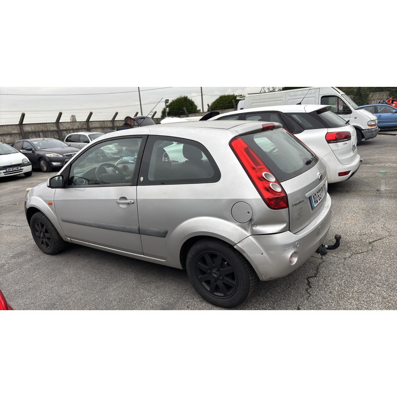 Feu arriere principal droit (feux) FORD FIESTA 5 Photo n°11