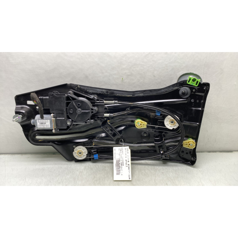 Leve vitre electrique arriere droit PEUGEOT 308 1 Photo n°1