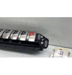 Bouton de warning PEUGEOT 3008 2