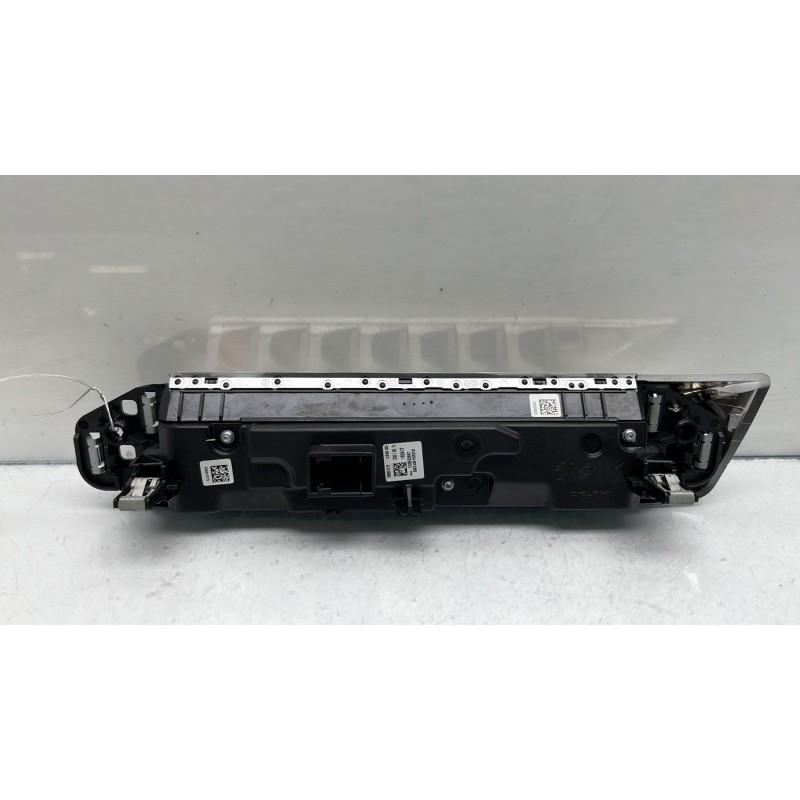 Bouton de warning PEUGEOT 3008 2 Photo n°5