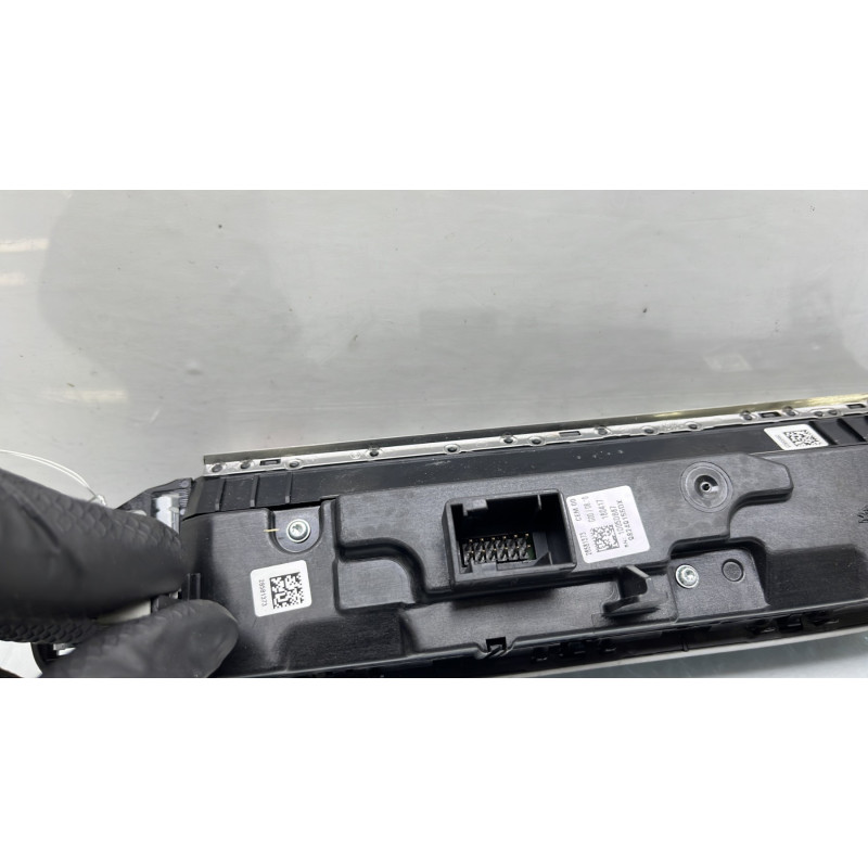 Bouton de warning PEUGEOT 3008 2 Photo n°6