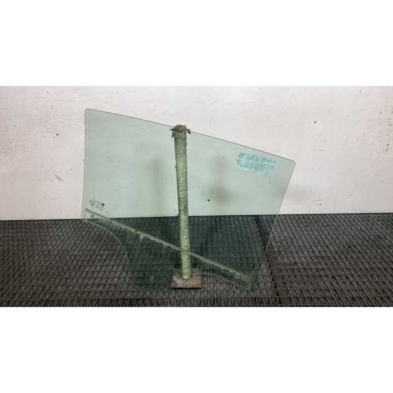 Vitre arriere gauche OPEL ASTRA K Photo n°6