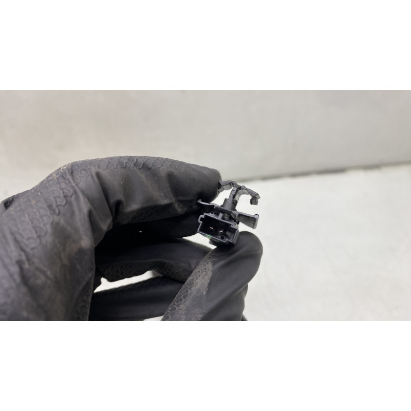 Attache ceinture avant droit OPEL ASTRA K Photo n°4