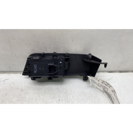 Interrupteur de leve vitre avant droit OPEL ASTRA K