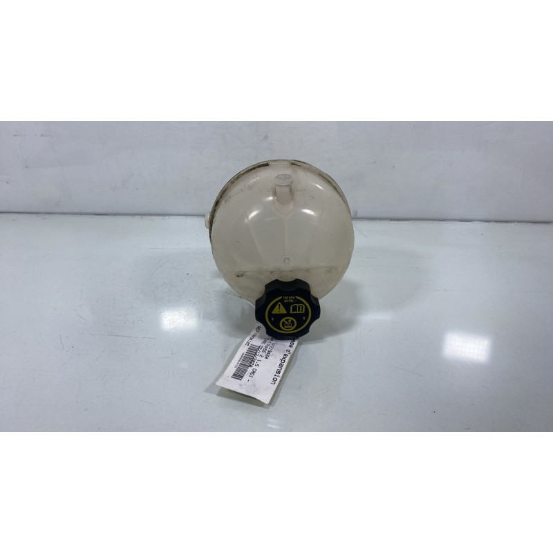 Vase d'expansion OPEL ASTRA K Photo n°1