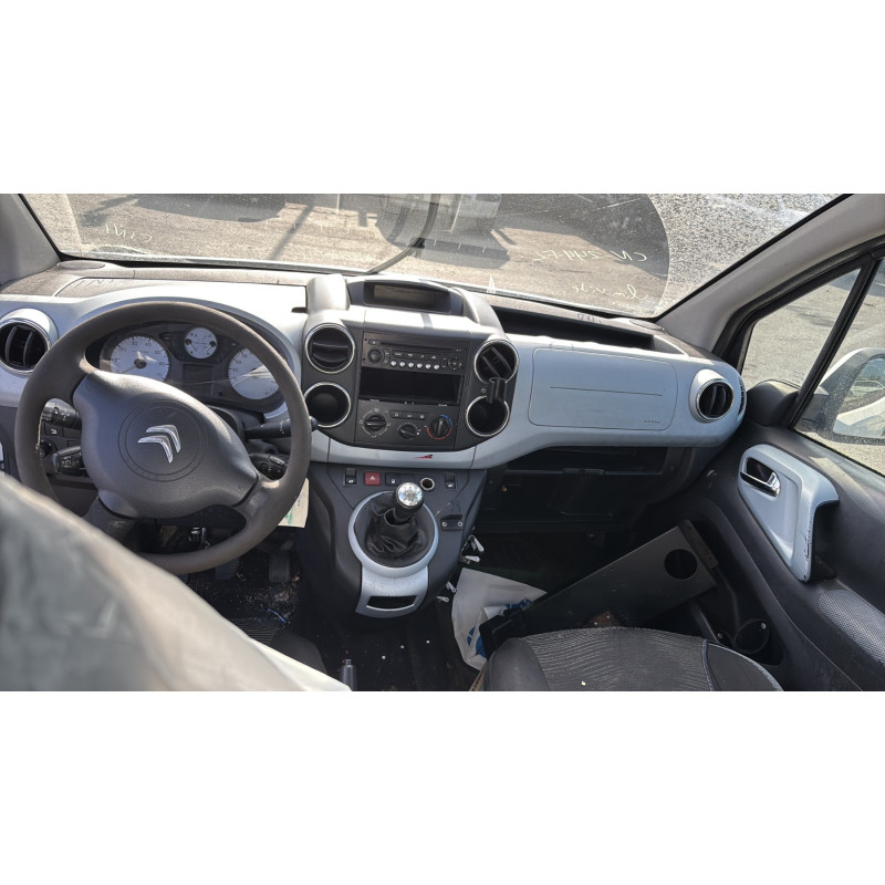 Calculateur moteur CITROEN BERLINGO 2 Photo n°17