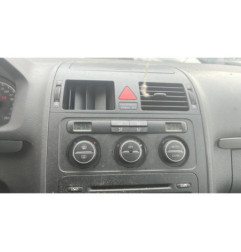 Plage arriere VOLKSWAGEN TOURAN 1