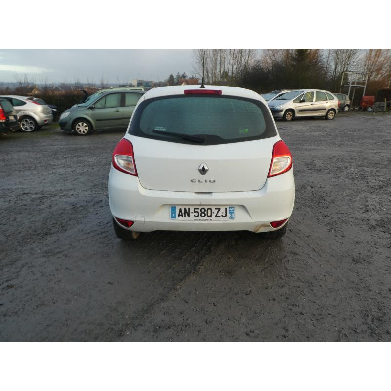Boitier UCH RENAULT CLIO 3 Photo n°8