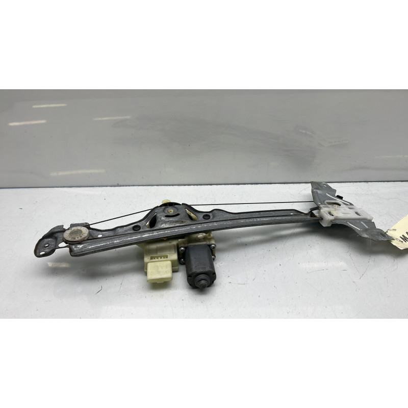 Leve vitre electrique arriere gauche PEUGEOT 308 2 SW Photo n°6