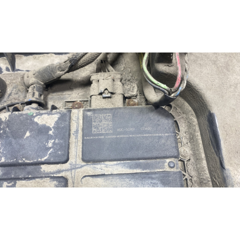 Reservoir AdBlue CITROEN C4 PICASSO 2 Photo n°7