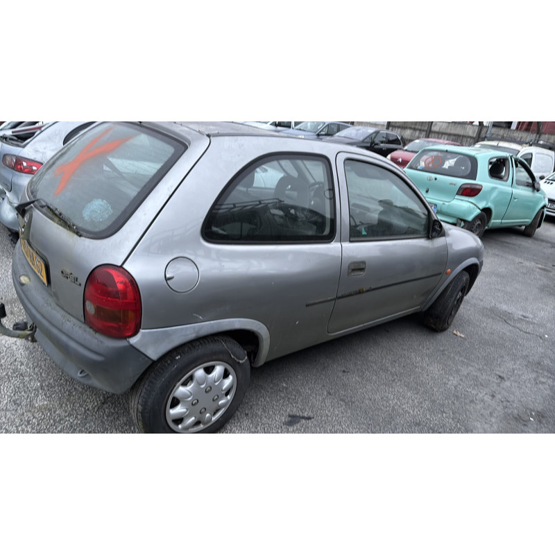 Moteur essuie glace avant OPEL CORSA B Photo n°13