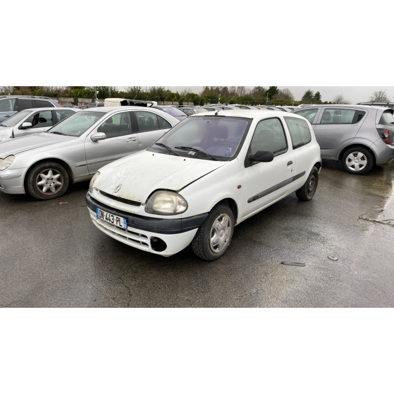 Capot RENAULT CLIO 2 Photo n°11