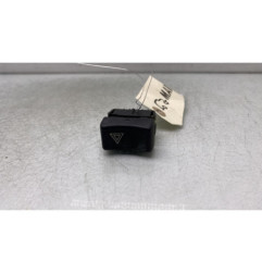 Bouton de warning RENAULT R11 Photo n°1
