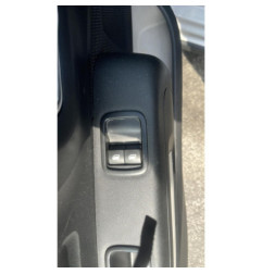 Interrupteur de leve vitre avant gauche CITROEN C3 3