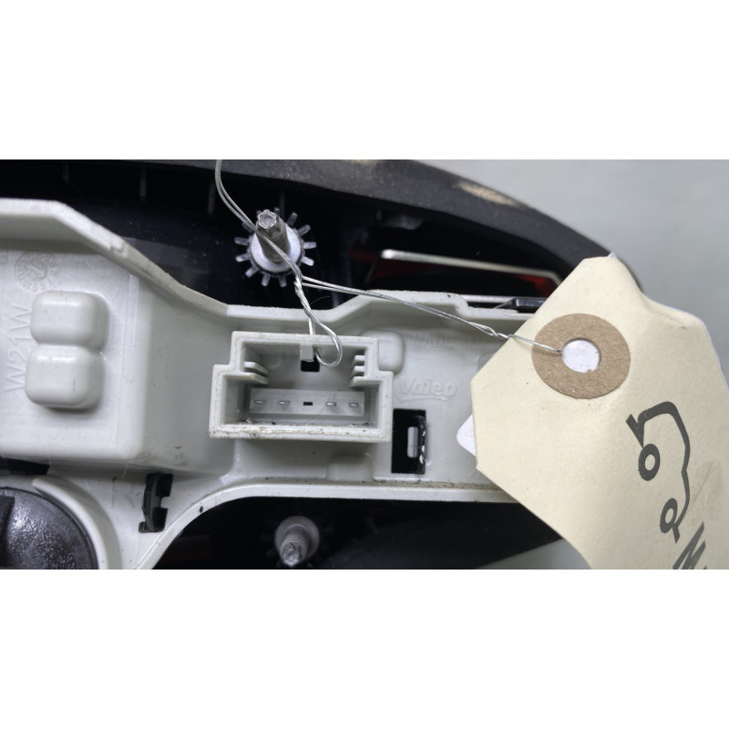 Feu arriere secondaire droit (feux) VOLKSWAGEN GOLF 7 Photo n°3