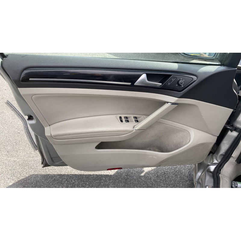 Feu arriere secondaire droit (feux) VOLKSWAGEN GOLF 7 Photo n°5