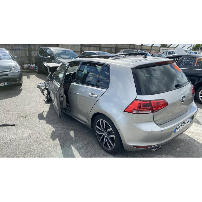 Feu arriere secondaire droit (feux) VOLKSWAGEN GOLF 7 Photo n°11