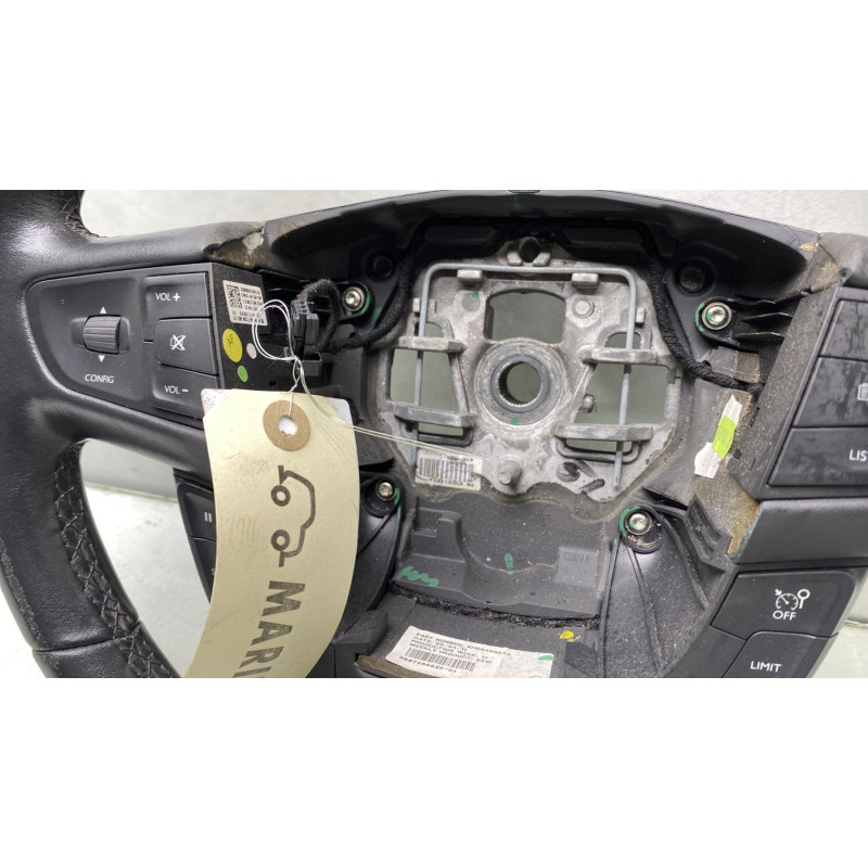 Volant PEUGEOT 508 1 Photo n°7