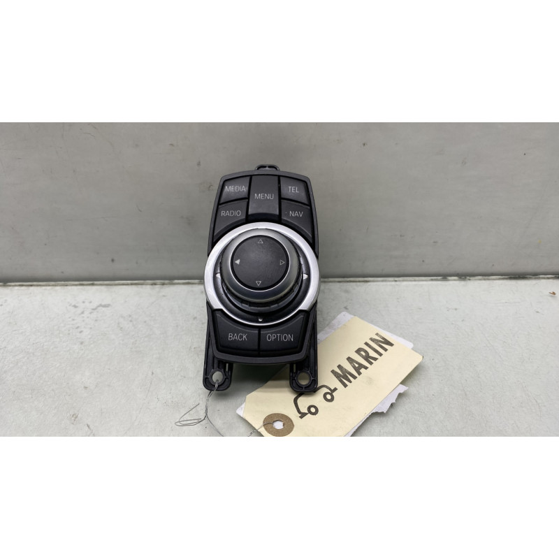 Commande GPS BMW SERIE 3 F30 Photo n°1