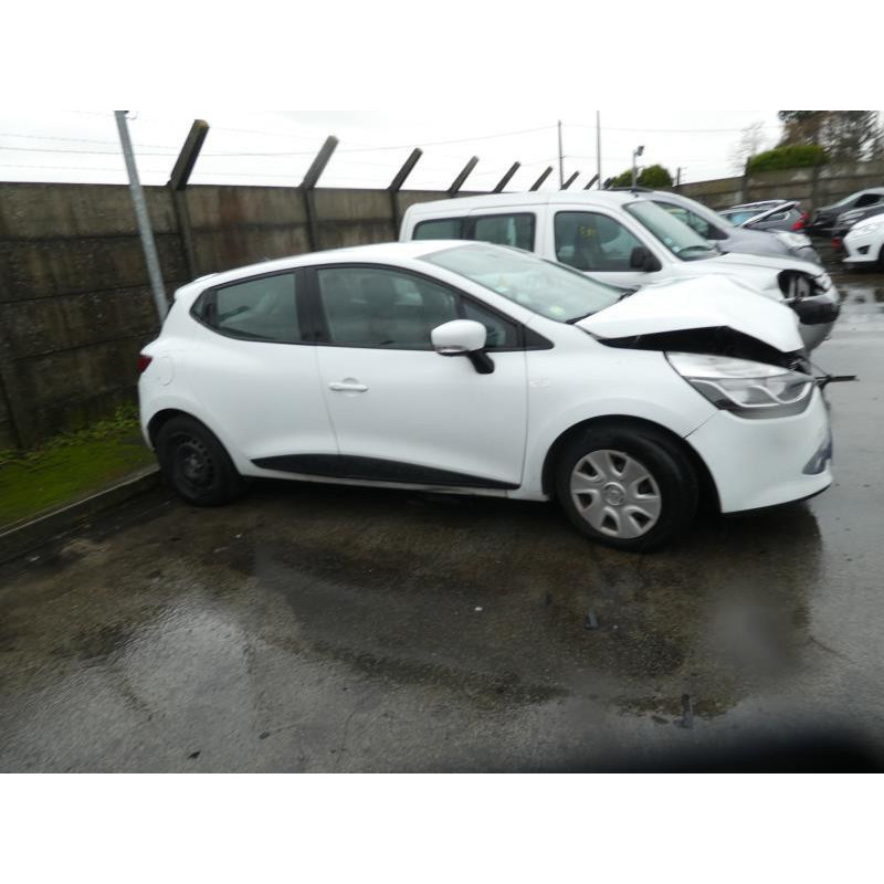 Feu arriere principal droit (feux) RENAULT CLIO 4 Photo n°10