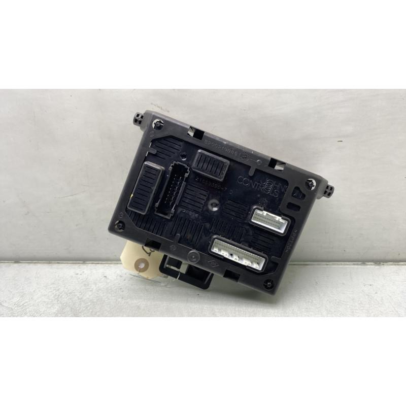 Boitier UCH RENAULT GRAND MODUS Photo n°1