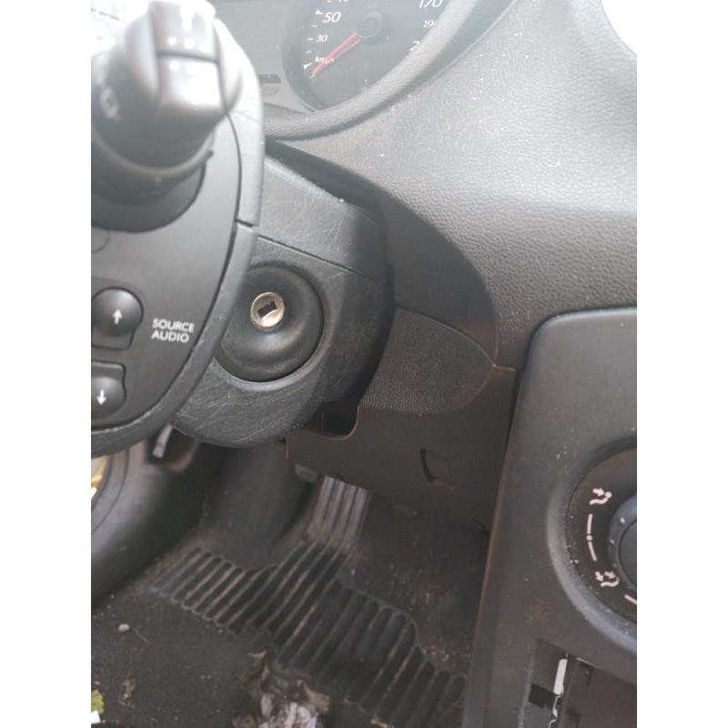 Boitier UCH RENAULT CLIO 3 Photo n°9