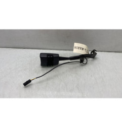 Attache ceinture avant droit VOLKSWAGEN GOLF 5 Photo n°1