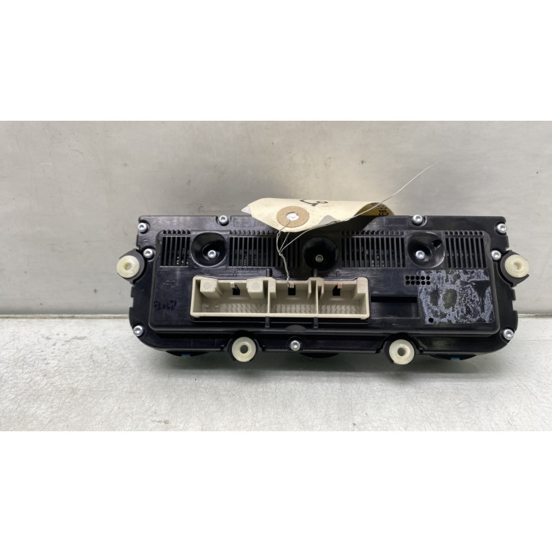 Commande chauffage VOLKSWAGEN GOLF 5 Photo n°2