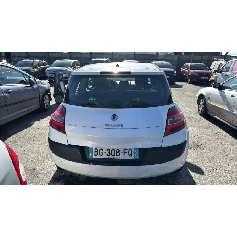 Pare choc arriere RENAULT MEGANE 2 Photo n°11